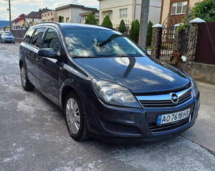 Серый Опель Астра, объемом двигателя 1.9 л и пробегом 293 тыс. км за 3900 $, фото 11 на Automoto.ua