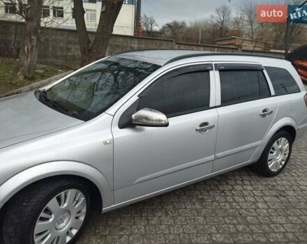 Серый Опель Астра, объемом двигателя 1.7 л и пробегом 250 тыс. км за 5300 $, фото 5 на Automoto.ua