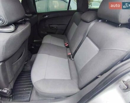 Сірий Опель Астра, об'ємом двигуна 1.91 л та пробігом 292 тис. км за 5800 $, фото 9 на Automoto.ua