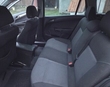 Серый Опель Астра, объемом двигателя 1.6 л и пробегом 237 тыс. км за 4500 $, фото 1 на Automoto.ua