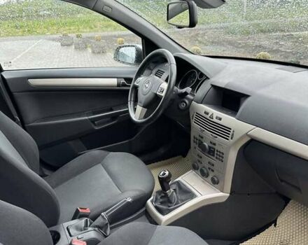 Сірий Опель Астра, об'ємом двигуна 1.7 л та пробігом 267 тис. км за 5200 $, фото 2 на Automoto.ua