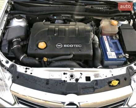 Серый Опель Астра, объемом двигателя 1.91 л и пробегом 291 тыс. км за 5800 $, фото 6 на Automoto.ua