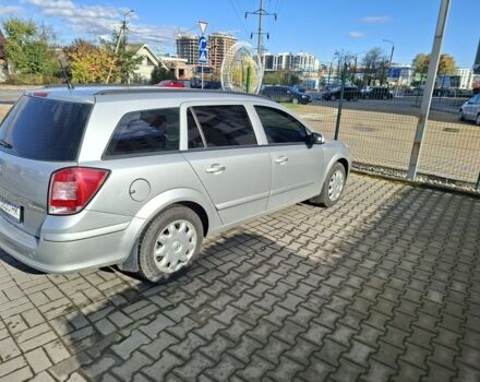 Опель Астра 2007 в Ивано-Франковске на Automoto.ua Серый Опель Астра, объемом двигателя 0 л и пробегом 197 тыс. км за 5400 $, фото 1 на Automoto.ua