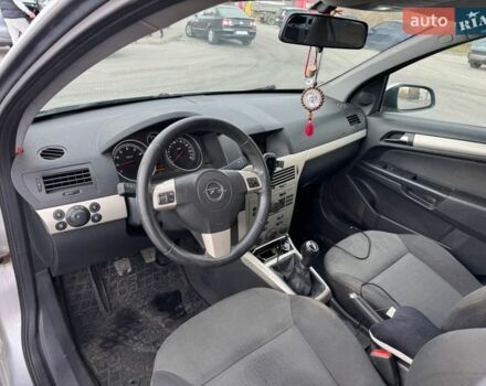 Сірий Опель Астра, об'ємом двигуна 1.6 л та пробігом 461 тис. км за 3700 $, фото 16 на Automoto.ua