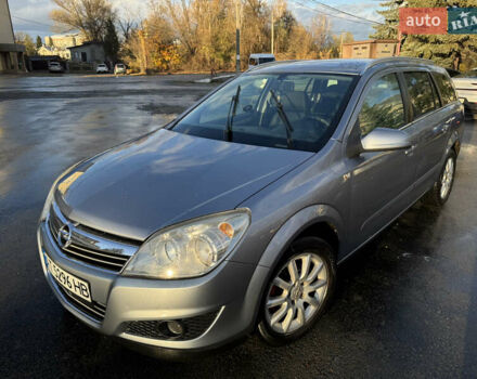 Опель Астра 2007 в Ивано-Франковске на Automoto.ua Серый Опель Астра, объемом двигателя 1.6 л и пробегом 225 тыс. км за 6000 $, фото 1 на Automoto.ua