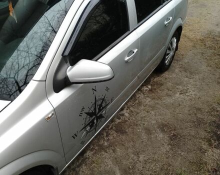 Серый Опель Астра, объемом двигателя 1.2 л и пробегом 306 тыс. км за 3600 $, фото 4 на Automoto.ua