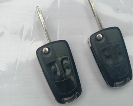 Серый Опель Астра, объемом двигателя 1.6 л и пробегом 226 тыс. км за 5400 $, фото 16 на Automoto.ua