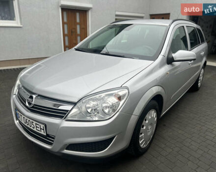 Серый Опель Астра, объемом двигателя 1.36 л и пробегом 270 тыс. км за 3900 $, фото 157 на Automoto.ua