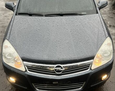 Серый Опель Астра, объемом двигателя 1.9 л и пробегом 241 тыс. км за 5100 $, фото 4 на Automoto.ua