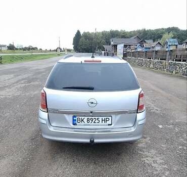 Сірий Опель Астра, об'ємом двигуна 1.7 л та пробігом 277 тис. км за 5500 $, фото 7 на Automoto.ua