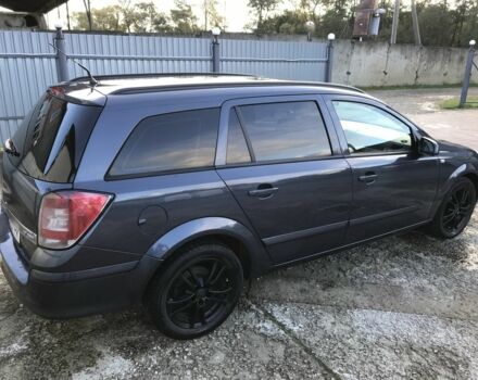 Серый Опель Астра, объемом двигателя 1.7 л и пробегом 256 тыс. км за 5000 $, фото 3 на Automoto.ua