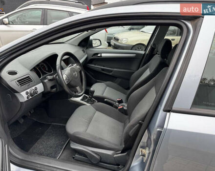 Серый Опель Астра, объемом двигателя 1.6 л и пробегом 190 тыс. км за 5900 $, фото 6 на Automoto.ua