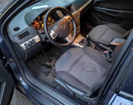 Серый Опель Астра, объемом двигателя 1.9 л и пробегом 365 тыс. км за 2499 $, фото 8 на Automoto.ua