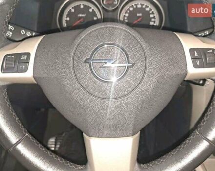 Серый Опель Астра, объемом двигателя 1.91 л и пробегом 291 тыс. км за 5800 $, фото 5 на Automoto.ua