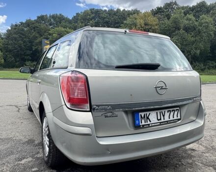 Серый Опель Астра, объемом двигателя 1.6 л и пробегом 205 тыс. км за 3999 $, фото 5 на Automoto.ua