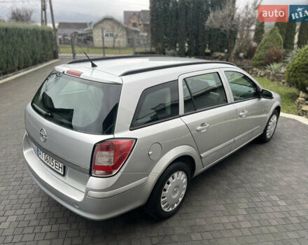 Серый Опель Астра, объемом двигателя 1.36 л и пробегом 270 тыс. км за 3900 $, фото 83 на Automoto.ua