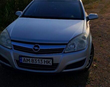 Серый Опель Астра, объемом двигателя 1.6 л и пробегом 264 тыс. км за 4900 $, фото 1 на Automoto.ua