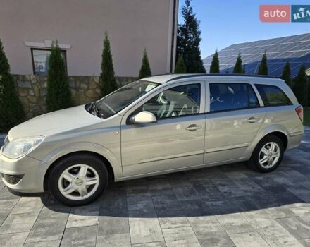 Серый Опель Астра, объемом двигателя 1.3 л и пробегом 238 тыс. км за 4800 $, фото 10 на Automoto.ua