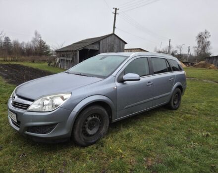 Серый Опель Астра, объемом двигателя 1.6 л и пробегом 237 тыс. км за 4500 $, фото 7 на Automoto.ua