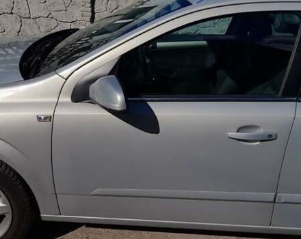 Серый Опель Астра, объемом двигателя 1.6 л и пробегом 186 тыс. км за 6000 $, фото 5 на Automoto.ua