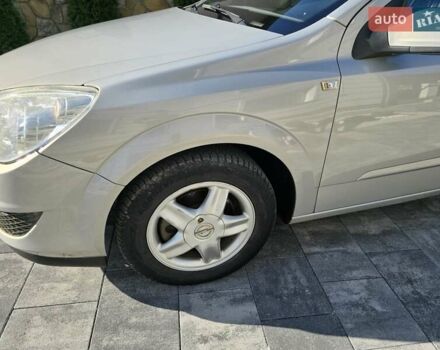 Серый Опель Астра, объемом двигателя 1.3 л и пробегом 238 тыс. км за 4800 $, фото 30 на Automoto.ua