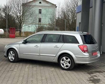 Серый Опель Астра, объемом двигателя 1.6 л и пробегом 160 тыс. км за 5400 $, фото 31 на Automoto.ua