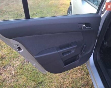 Серый Опель Астра, объемом двигателя 1.6 л и пробегом 239 тыс. км за 5200 $, фото 13 на Automoto.ua