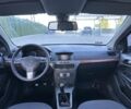 Серый Опель Астра, объемом двигателя 1.7 л и пробегом 400 тыс. км за 2499 $, фото 12 на Automoto.ua