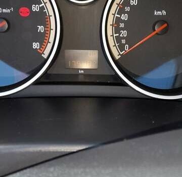 Серый Опель Астра, объемом двигателя 1.6 л и пробегом 186 тыс. км за 6000 $, фото 12 на Automoto.ua