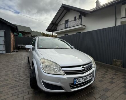 Серый Опель Астра, объемом двигателя 1.7 л и пробегом 270 тыс. км за 3850 $, фото 1 на Automoto.ua