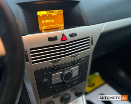 Серый Опель Астра, объемом двигателя 1.7 л и пробегом 321 тыс. км за 6000 $, фото 14 на Automoto.ua