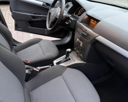 Серый Опель Астра, объемом двигателя 1.8 л и пробегом 214 тыс. км за 5550 $, фото 5 на Automoto.ua