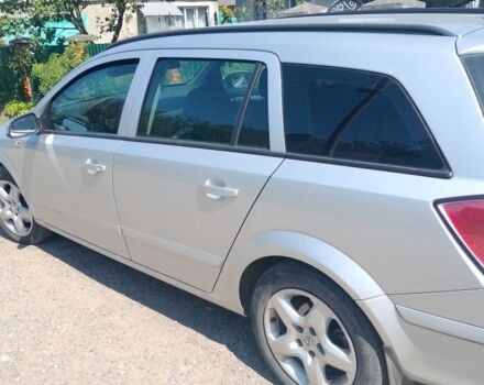 Серый Опель Астра, объемом двигателя 1.7 л и пробегом 274 тыс. км за 5000 $, фото 6 на Automoto.ua