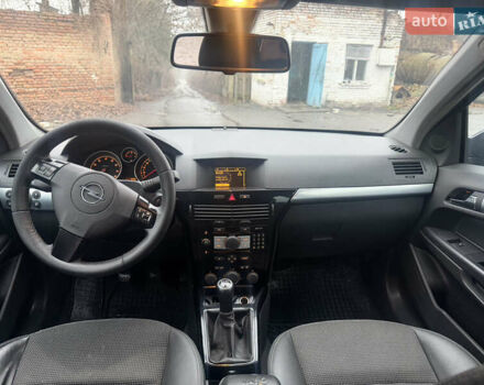 Сірий Опель Астра, об'ємом двигуна 1.6 л та пробігом 250 тис. км за 5300 $, фото 19 на Automoto.ua