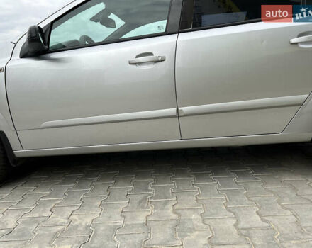 Серый Опель Астра, объемом двигателя 1.6 л и пробегом 250 тыс. км за 5350 $, фото 25 на Automoto.ua