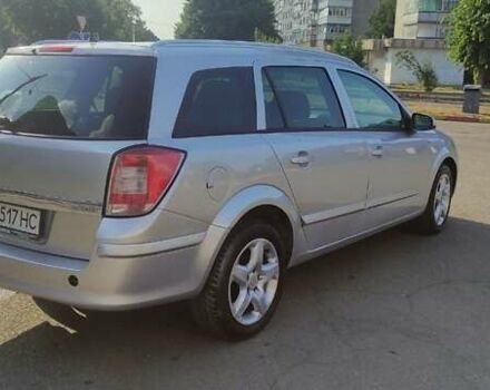 Серый Опель Астра, объемом двигателя 1.69 л и пробегом 330 тыс. км за 5222 $, фото 4 на Automoto.ua