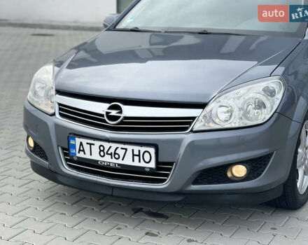 Серый Опель Астра, объемом двигателя 1.9 л и пробегом 203 тыс. км за 5800 $, фото 7 на Automoto.ua