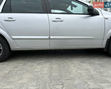 Серый Опель Астра, объемом двигателя 1.6 л и пробегом 250 тыс. км за 5350 $, фото 24 на Automoto.ua