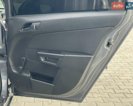 Серый Опель Астра, объемом двигателя 1.9 л и пробегом 203 тыс. км за 5800 $, фото 26 на Automoto.ua