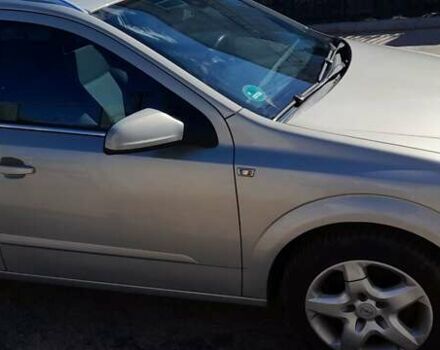 Серый Опель Астра, объемом двигателя 1.6 л и пробегом 186 тыс. км за 6000 $, фото 1 на Automoto.ua