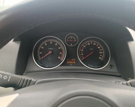 Серый Опель Астра, объемом двигателя 1.6 л и пробегом 226 тыс. км за 5400 $, фото 14 на Automoto.ua