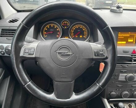 Серый Опель Астра, объемом двигателя 1.6 л и пробегом 299 тыс. км за 4790 $, фото 14 на Automoto.ua