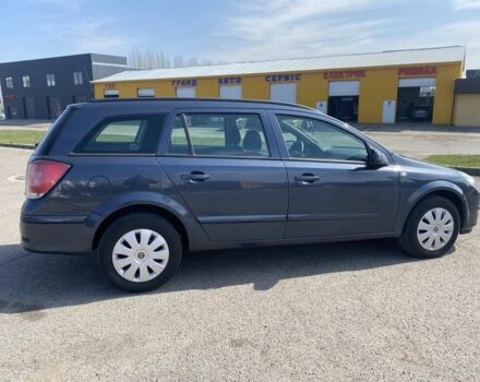 Серый Опель Астра, объемом двигателя 1.8 л и пробегом 214 тыс. км за 5550 $, фото 1 на Automoto.ua