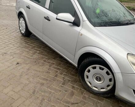 Сірий Опель Астра, об'ємом двигуна 1.7 л та пробігом 250 тис. км за 4200 $, фото 6 на Automoto.ua