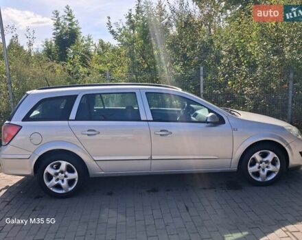 Серый Опель Астра, объемом двигателя 1.91 л и пробегом 241 тыс. км за 5300 $, фото 4 на Automoto.ua