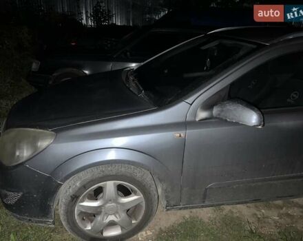 Серый Опель Астра, объемом двигателя 1.9 л и пробегом 300 тыс. км за 3900 $, фото 2 на Automoto.ua