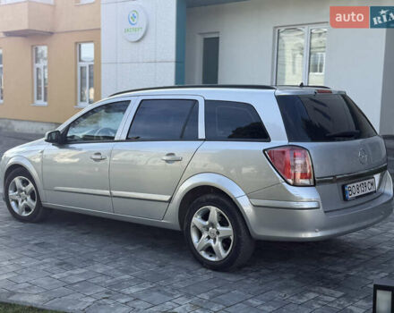 Серый Опель Астра, объемом двигателя 1.69 л и пробегом 334 тыс. км за 3850 $, фото 8 на Automoto.ua