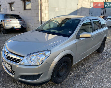 Серый Опель Астра, объемом двигателя 1.6 л и пробегом 210 тыс. км за 4699 $, фото 1 на Automoto.ua