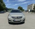 Серый Опель Астра, объемом двигателя 1.9 л и пробегом 256 тыс. км за 4700 $, фото 1 на Automoto.ua