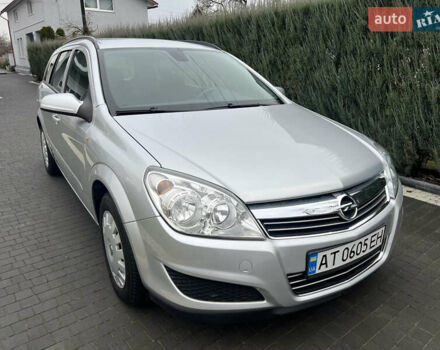 Серый Опель Астра, объемом двигателя 1.36 л и пробегом 270 тыс. км за 3900 $, фото 68 на Automoto.ua